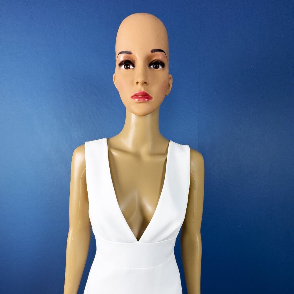 Brand New BCBG MaxAzria HIGH-LOW White Dress-Size 0